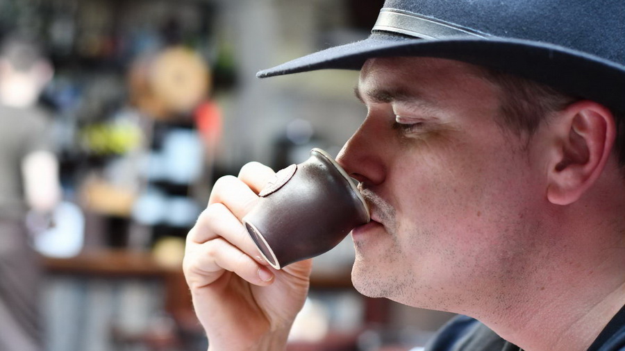 Restauracja Fabryka Kawy we Lwowie na Ukrainie. Michał Baranowski.