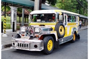 Słynne samochody Jeep zwane na Filipinach Jeepney.