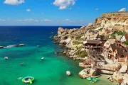 wyspa-malta-plaza-anchor-bay-popey-village-06