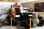 zamosc-muzeum-arsenal-wystawa-pojazd-bojowy