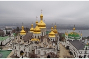 Atrakcja Ukrainy - Ławra Peczerska w Kijowie –Klasztor o złotych kopułach
