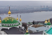 Atrakcja Ukrainy - Ławra Peczerska w Kijowie –Klasztor o złotych kopułach