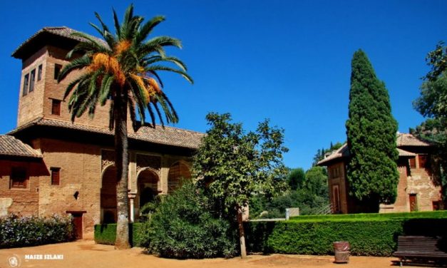 Twierdza Alhambra w Grenadzie – Andaluzja w Hiszpanii