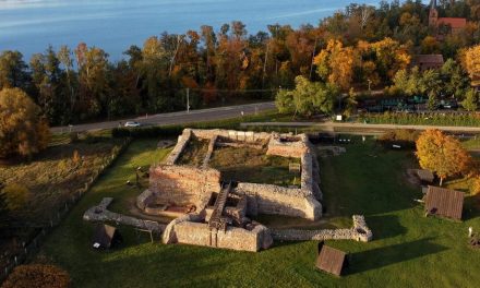 Zamek w Wenecji na Pałukach Diabeł Wenecki, zwiedzanie i inne ciekawostki