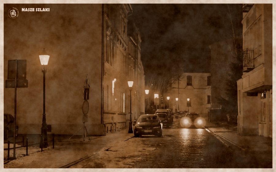 Chojnice ulice miasta nocą