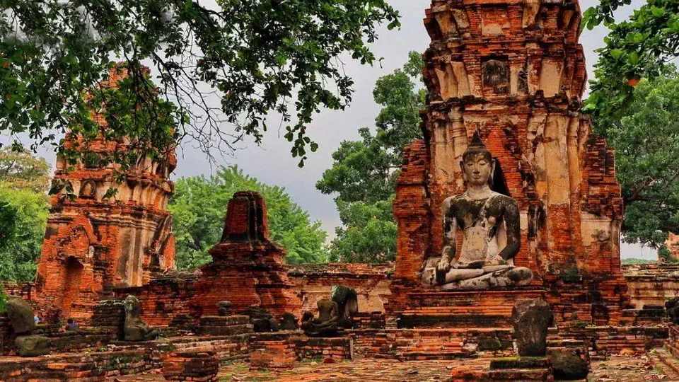 Ayutthaya – Świątynie w Tajlandii,