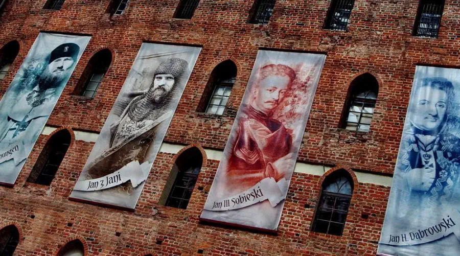 Zamek gniew z pocztem sławnych królów