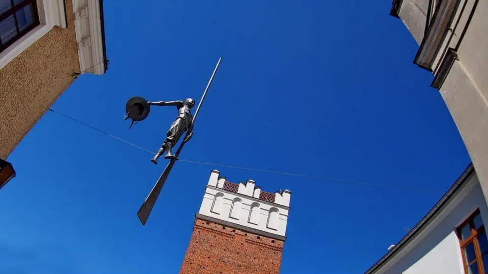 Sandomierz rzeźba w powietrzu