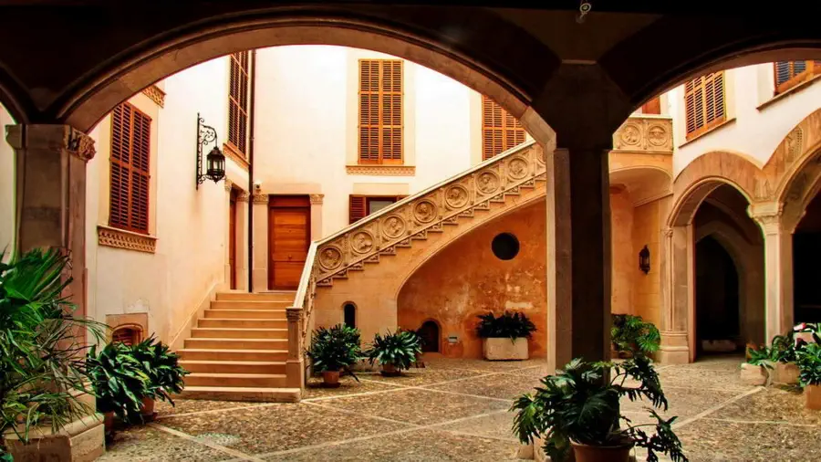 Majorka na Balearach atrakcje, zabytki oraz informacje i ciekawostki