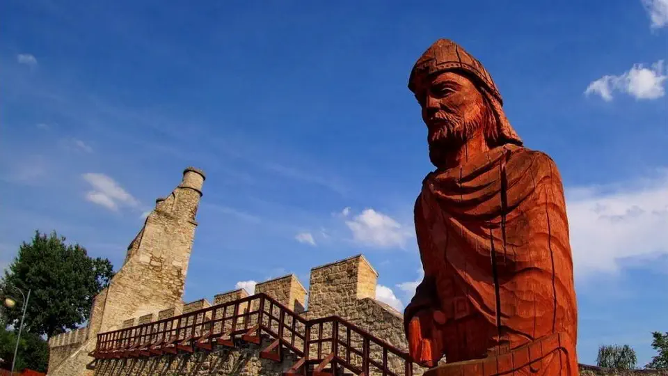 Szydłów stare królewskie miasto jego atrakcje i historia