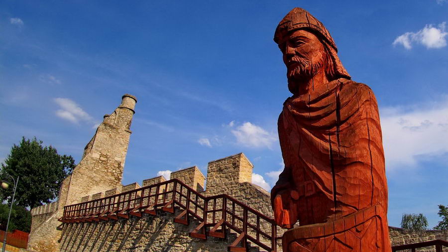 Szydłów stare królewskie miasto jego atrakcje, historia i ciekawostki