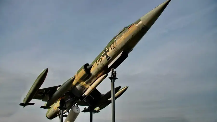 Muzeum Lotnictwa w Berlinie Rakiety na platformie