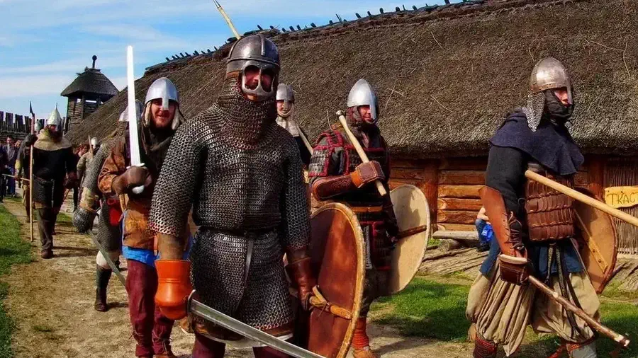 Wojownicy z Biskupina