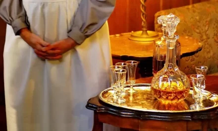 Nalewki i stare, tradycyjne receptury w Polsce i Anglii