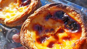 Portugalskie przysmaki - Pasteis de Natas. Słodycze, ciasta,kuchnia portugalska