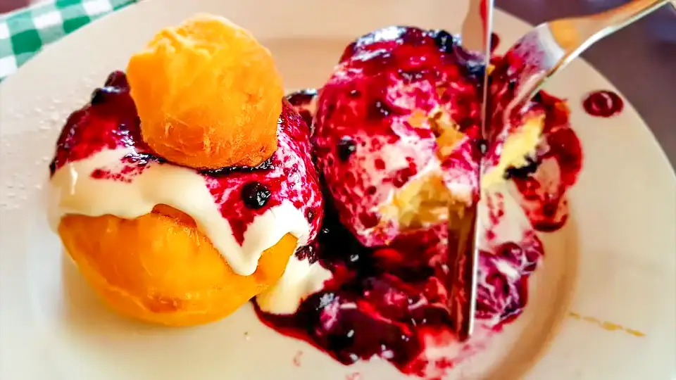 Papanasi pączki z Rumunii