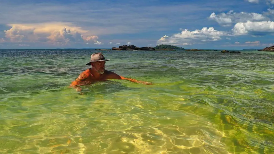 Trudno wyjść z wody, która ma temperaturę jaką pamiętam z Jacuzzi. Fantastyczny odpoczynek i wspaniała przygoda.
