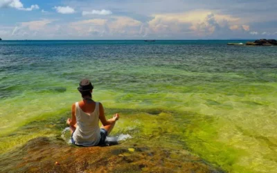 Piaszczyste plaża Otres Beach na Sihanoukville w Kambodży