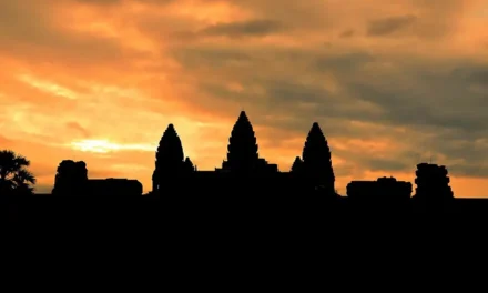 Angkor Wat starożytne ruiny w Siem Reap w Kambodży