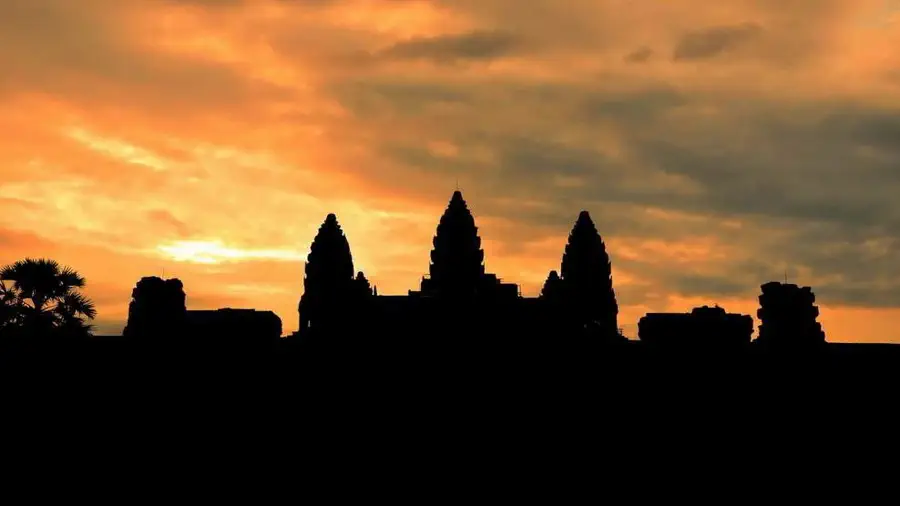 Angkor Wat starożytne ruiny świątyń koło Siem Reap w Kambodży