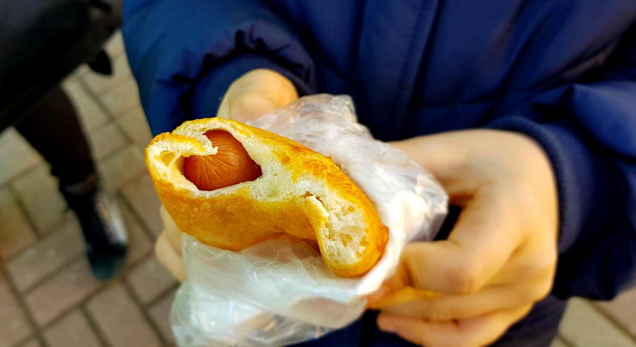 Pączki z parówką po Kijowsku 