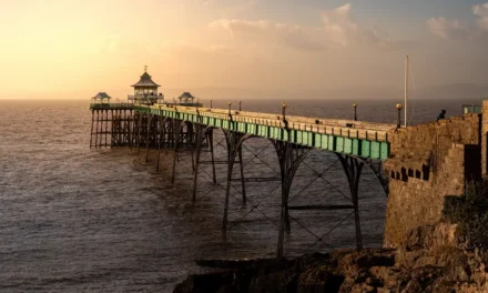 Clevedon miasto nad Kanałem Bristolskim jego atrakcje oraz historia
