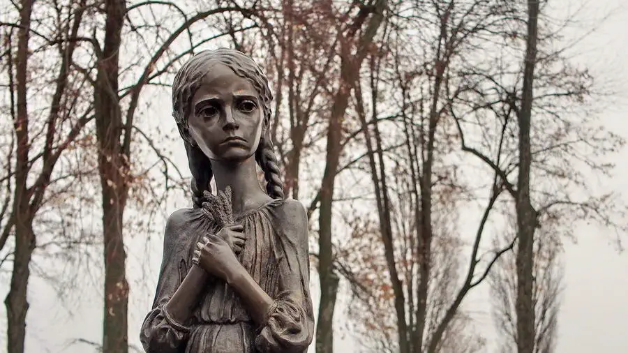Kijów Ukraina i pomnik wielkiego głodu.