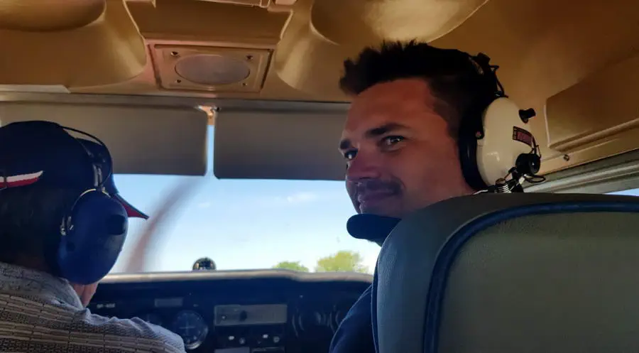 Wnętrze awionetki na lotnisku w Gdańsku