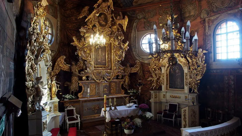 Drewniany Kościół w Gąsawie, Pałuki.