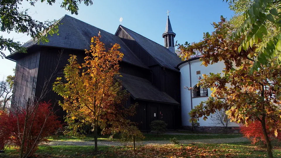 Drewniany Kościół w Gąsawie, Pałuki.