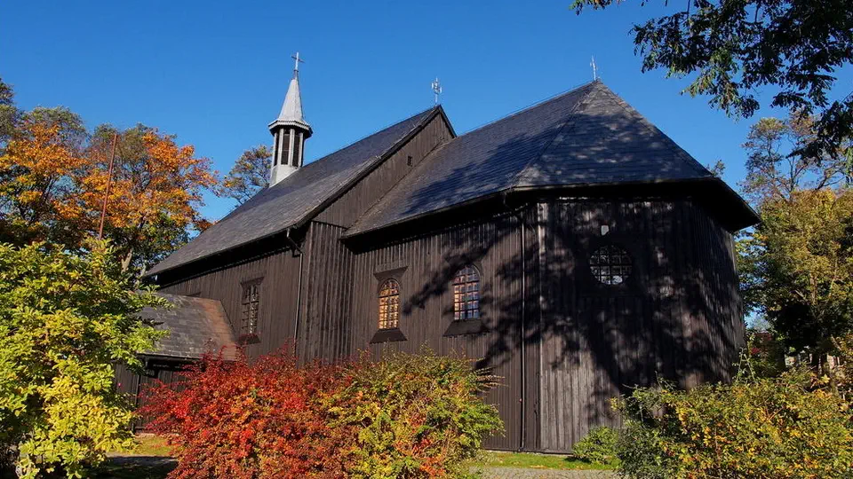 Drewniany Kościół w Gąsawie, Pałuki.
