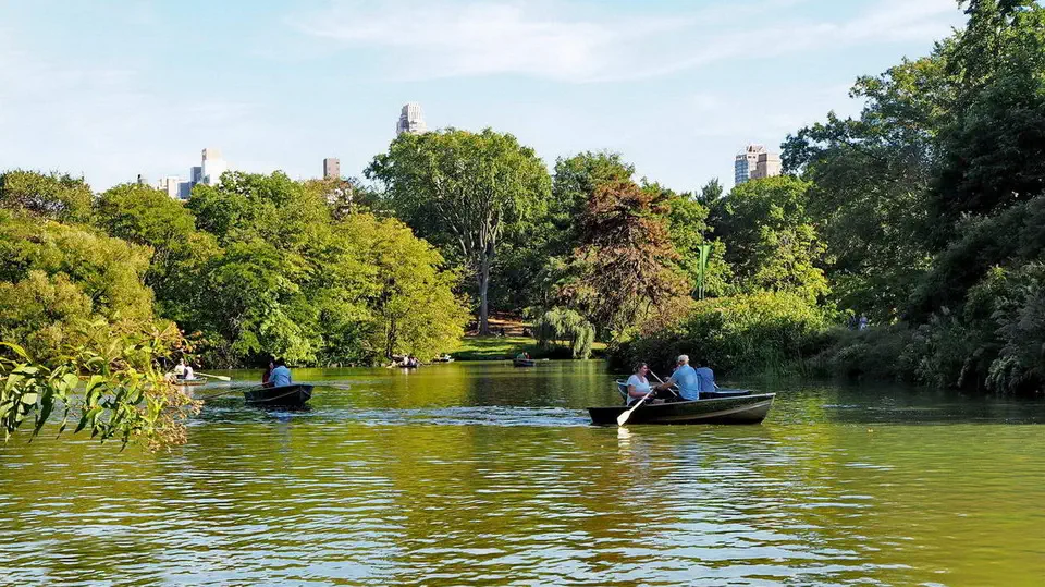 Jezioro w Central Park w Nowym Jorku