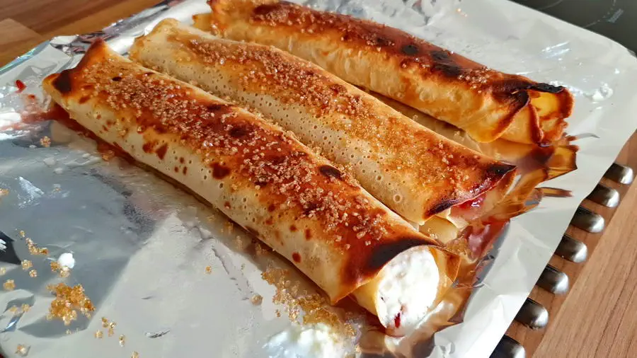 Naleśniki zapiekane z twarogiem na słodko