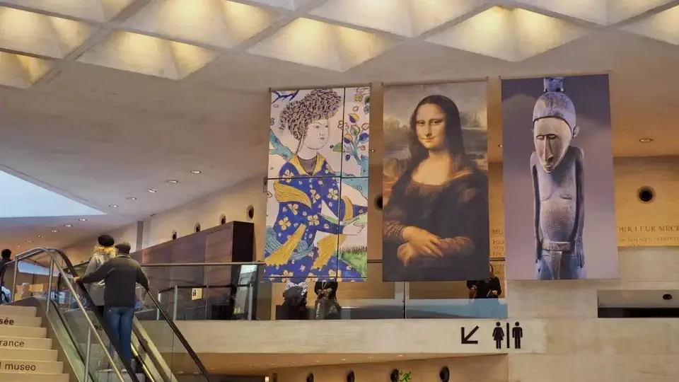 Muzeum Luwr pałac w Paryżu. Mona Lisa.