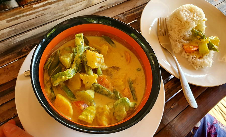 Kurczak curry przepis oraz ciekawostki z kuchni filipińskiej