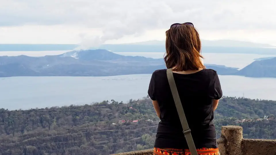 Wyspa Luzon. Widok na wulkan Taal na Filipinach w prowincji Batangas. Magdalena Kiżewska.