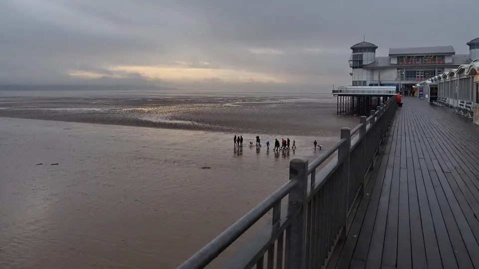 Weston-Super-Mare w Anglii nad kanałem Bristolskim.
