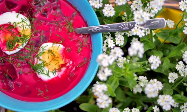 Chłodnik z botwinki –  Wiosenna zupa z młodych buraków i kilka ciekawostek o burakach