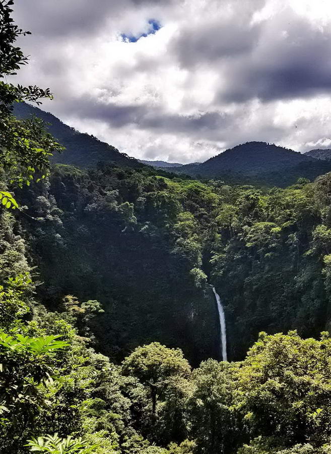 Wodospad La Fortuna na Kostaryce