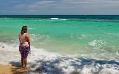 Białe plaże wyspy Carabao na Filipinach oraz inne ciekawostki