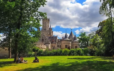 Zamek Marienburg w Dolnej Saksonii historia i ciekawostki