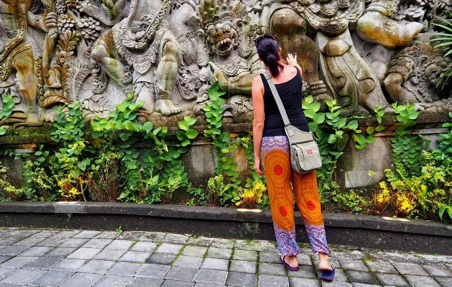 Duchy i demony podczas Święta Zmarłych na Bali.
