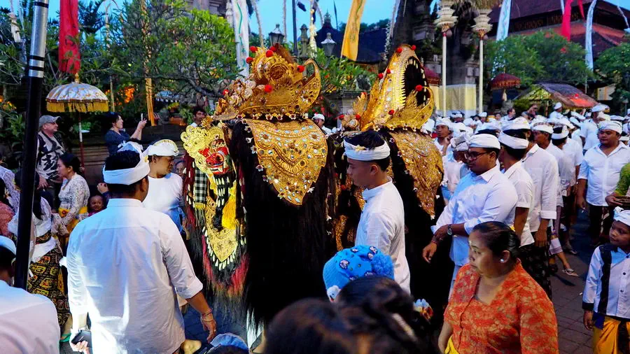 Święto zmarłych na Bali.