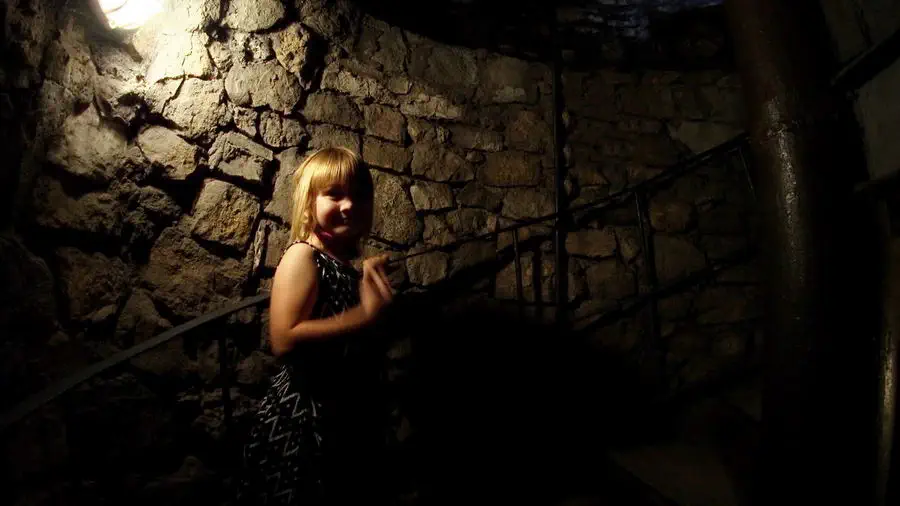 Wejście na wieżę zamkową w Będzinie.