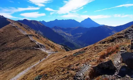 Kasprowy Wierch w Tatrach najpopularniejszy górski szczyt w Polsce