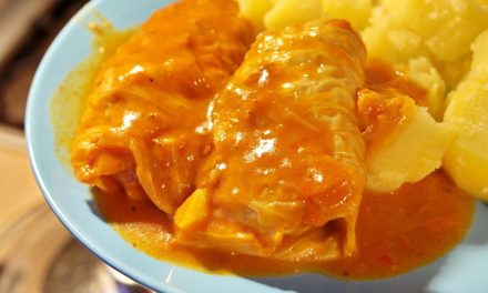 Przepis na Gołąbki tradycyjne polskie danie z ryżem i mięsem