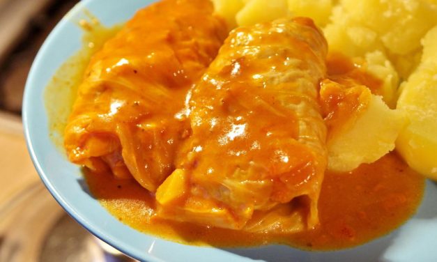 Przepis na Gołąbki tradycyjne polskie danie z ryżem i mięsem