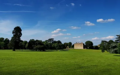 Blaise Castle Estate w Bristolu park, stary dom i zamek na szczycie góry