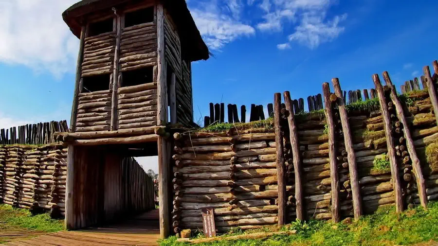 Festyn Archeologiczny. Brama do Biskupina