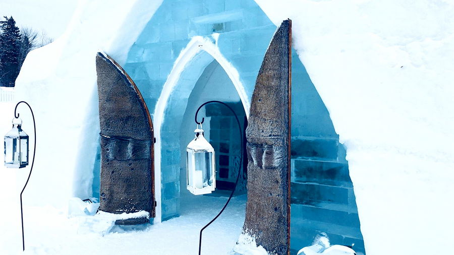 Booking.com jak działa. Hotel lodowy na dalekiej północy